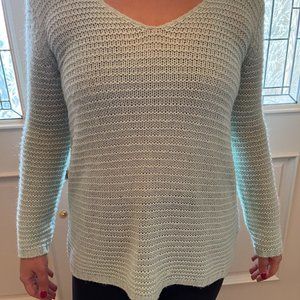H&M Knit V-Neck Seafoam Green Sweater - M